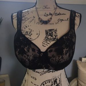 Cacique Black Lace Padded  Underwire Bra, Sz 42D